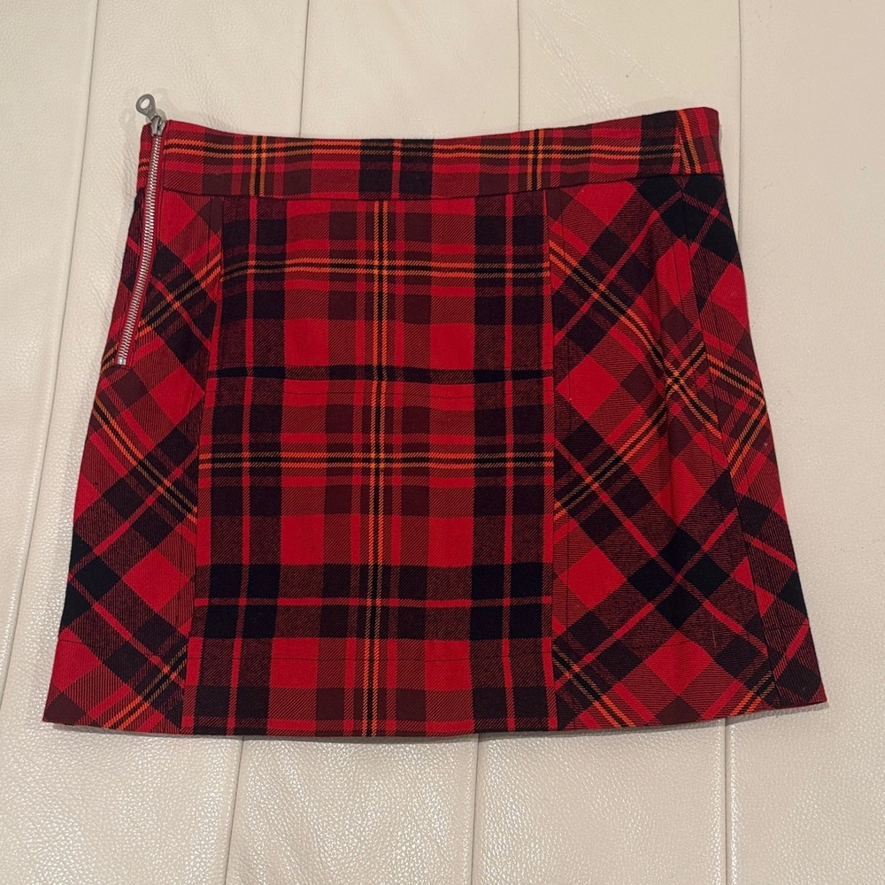 Fall 2007 LAMB Plaid Red and Black Women's Skirt - Picture 3 of 6